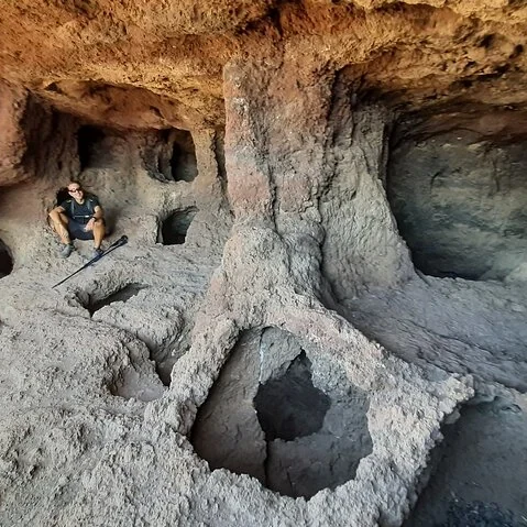 Barranco de las Vacas, Höhlen und Dorfleben