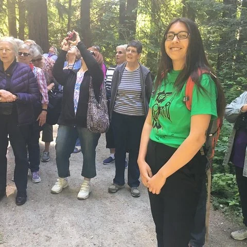 Entdecke den Wald im Stanley Park durch seine Geschichten