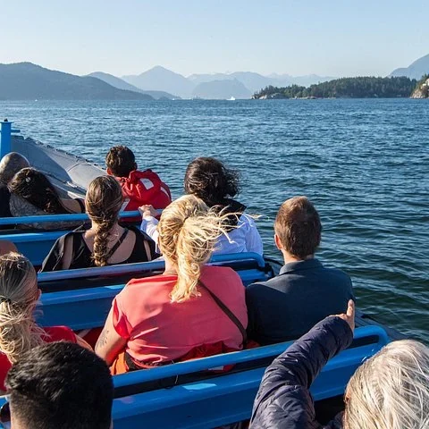 From Vancouver to Bowen Island, past coastlines and mountains