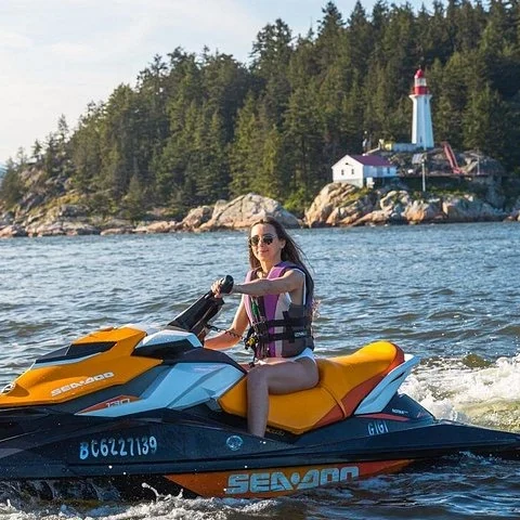Jet-ski à Vancouver : Ocean is Yours | TourBookGo