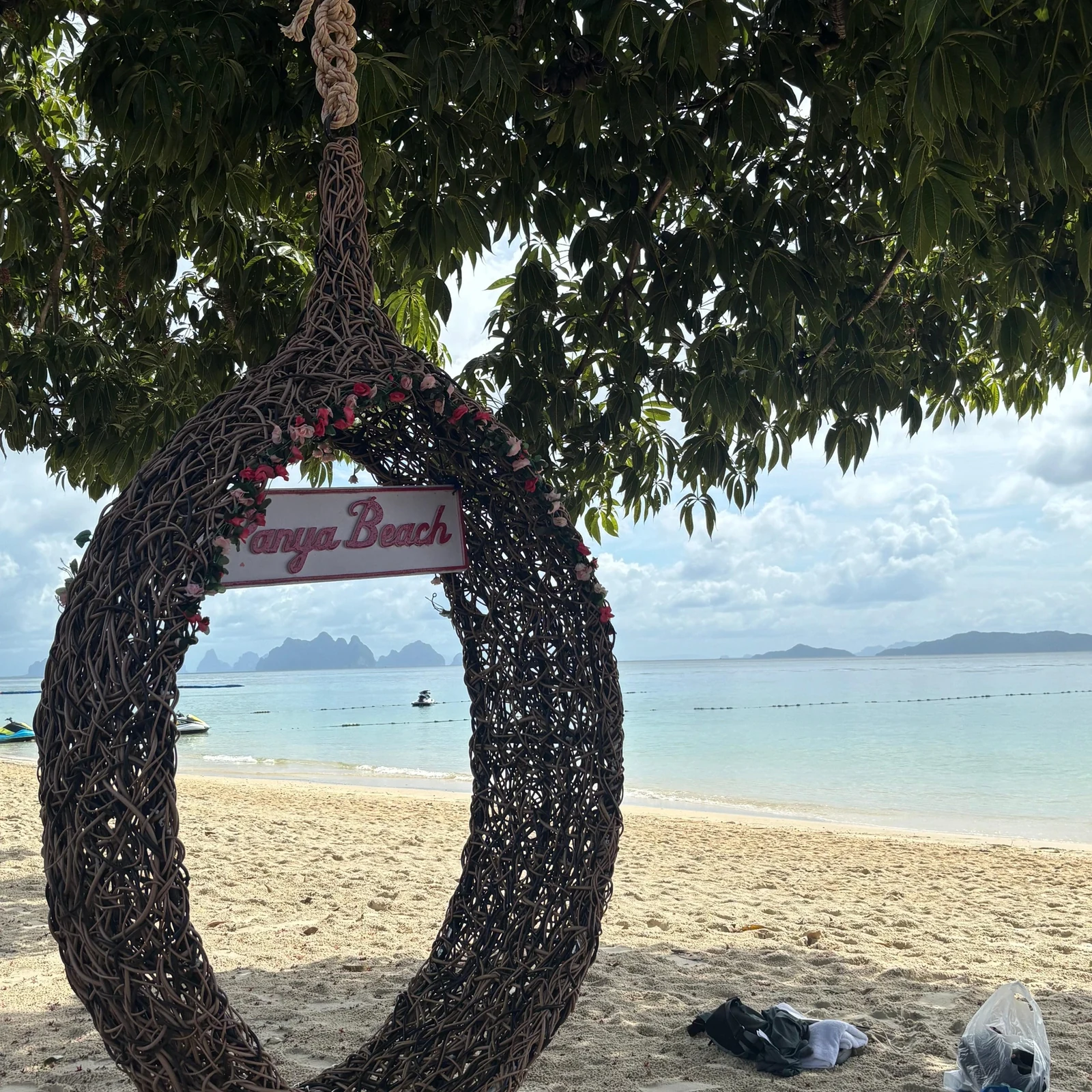 A day of islands, caves and beaches in Phang Nga Bay