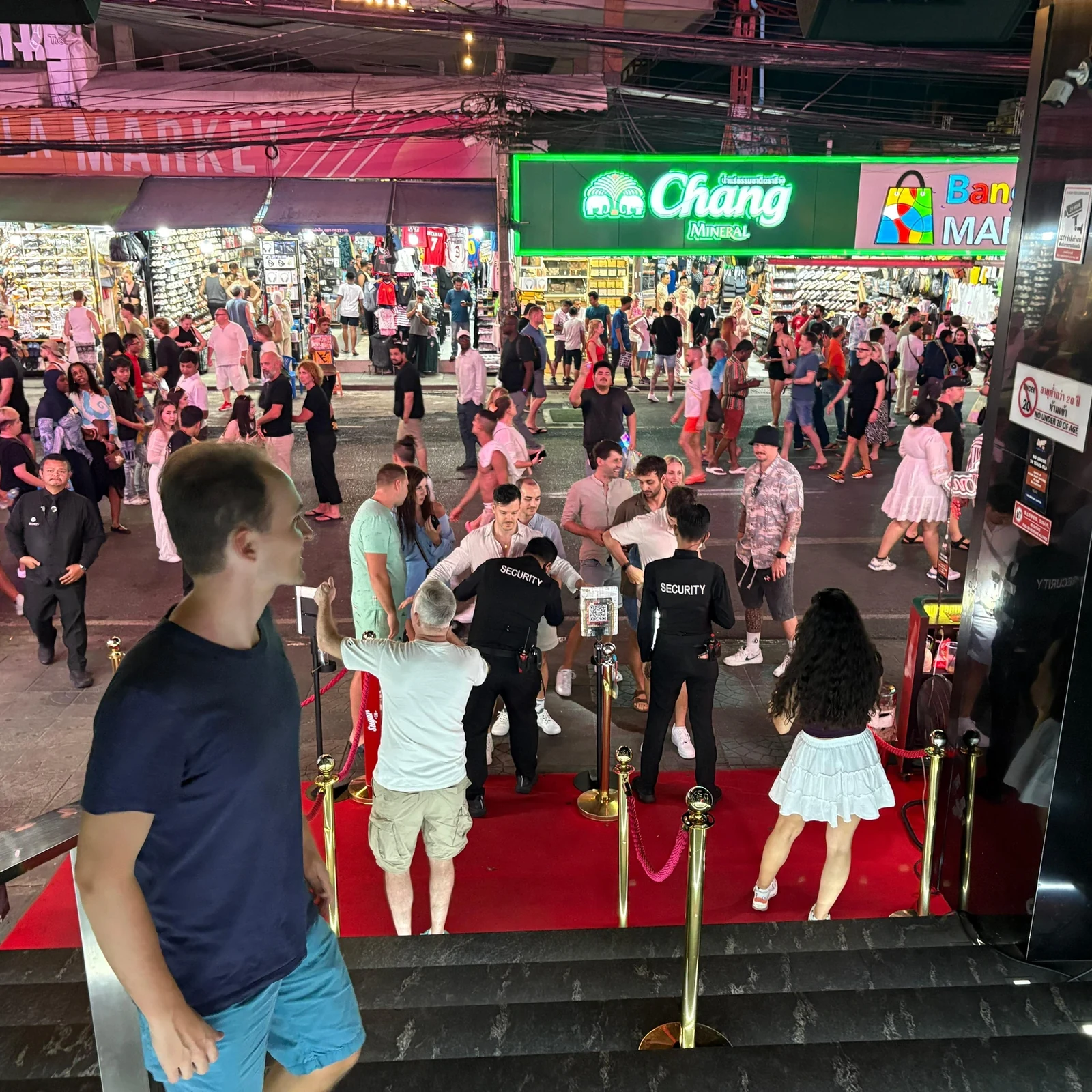 Circuit nocturne à Patong : rooftop, Bangla Road et clubs | TourBookGo