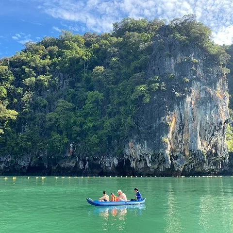Bahía de Phang Nga en barco privado