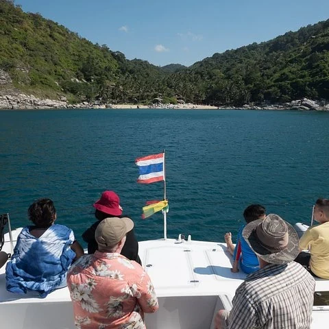 Un catamarán privado para descubrir las islas desde Phuket