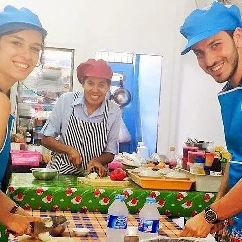 Cours de cuisine thaïlandaise d’une demi-journée à Phuket | Viator