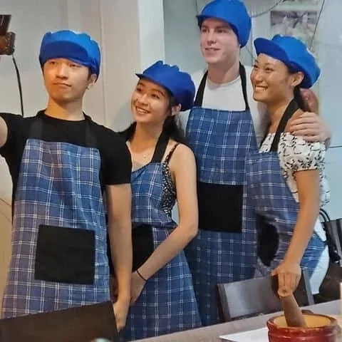 Cook a complete Thai menu from scratch in Phuket