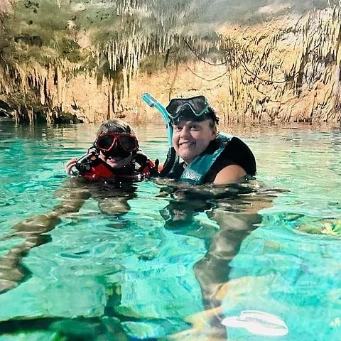 Un cénote et les eaux d’Akumal lors d’une excursion privée