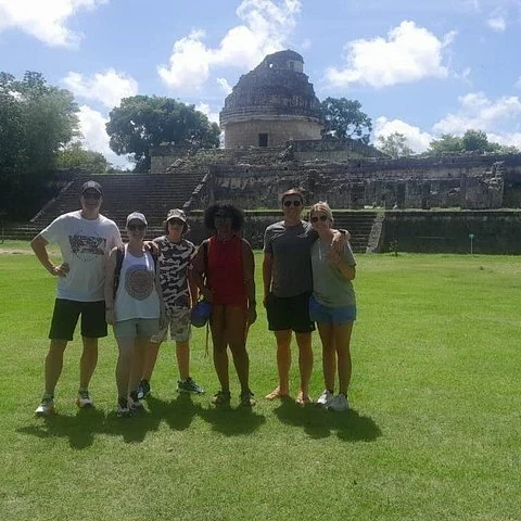 Zwei Maya-Stätten und ein Cenote an einem Tag ab Cancún
