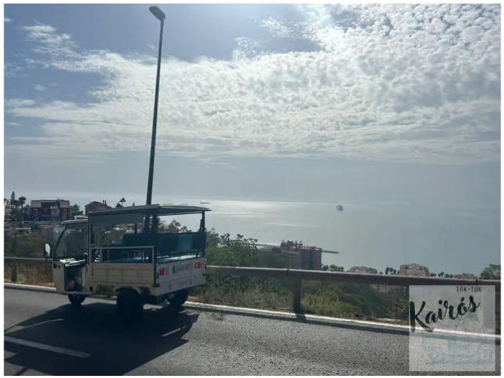 Tour tuk tuk Málaga en eléctrico por miradores, centro y costa