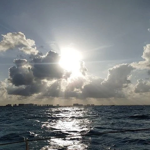 A catamaran day between Cancun and Isla Mujeres