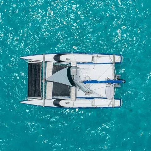 Deine private Katamaranfahrt nach Isla Mujeres