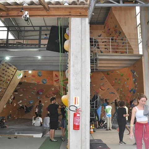 Indoor climbing in Florianopolis for different ability levels