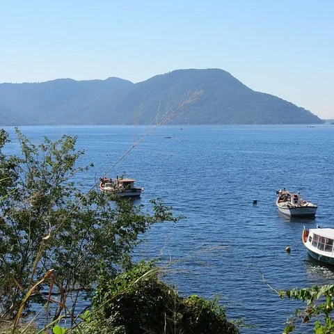 Mit dem Boot zur lokalen Kultur von Costa da Lagoa