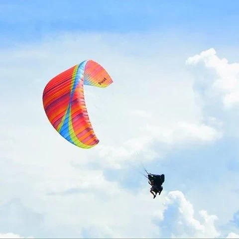 Découvrez Florianópolis depuis un parapente biplace