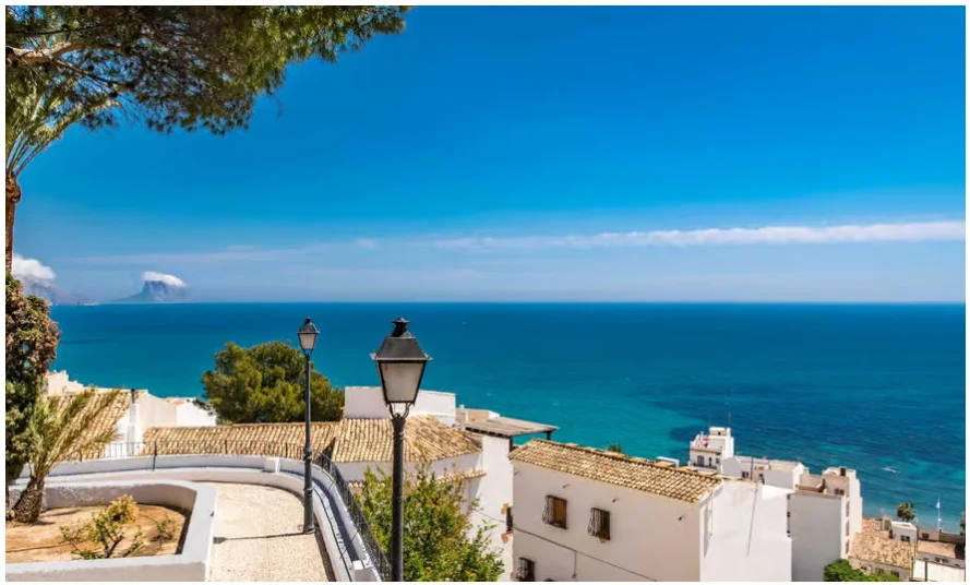 Excursion à Guadalest, Altea et aux cascades de l’Algar depuis Valence avec entrée incluse