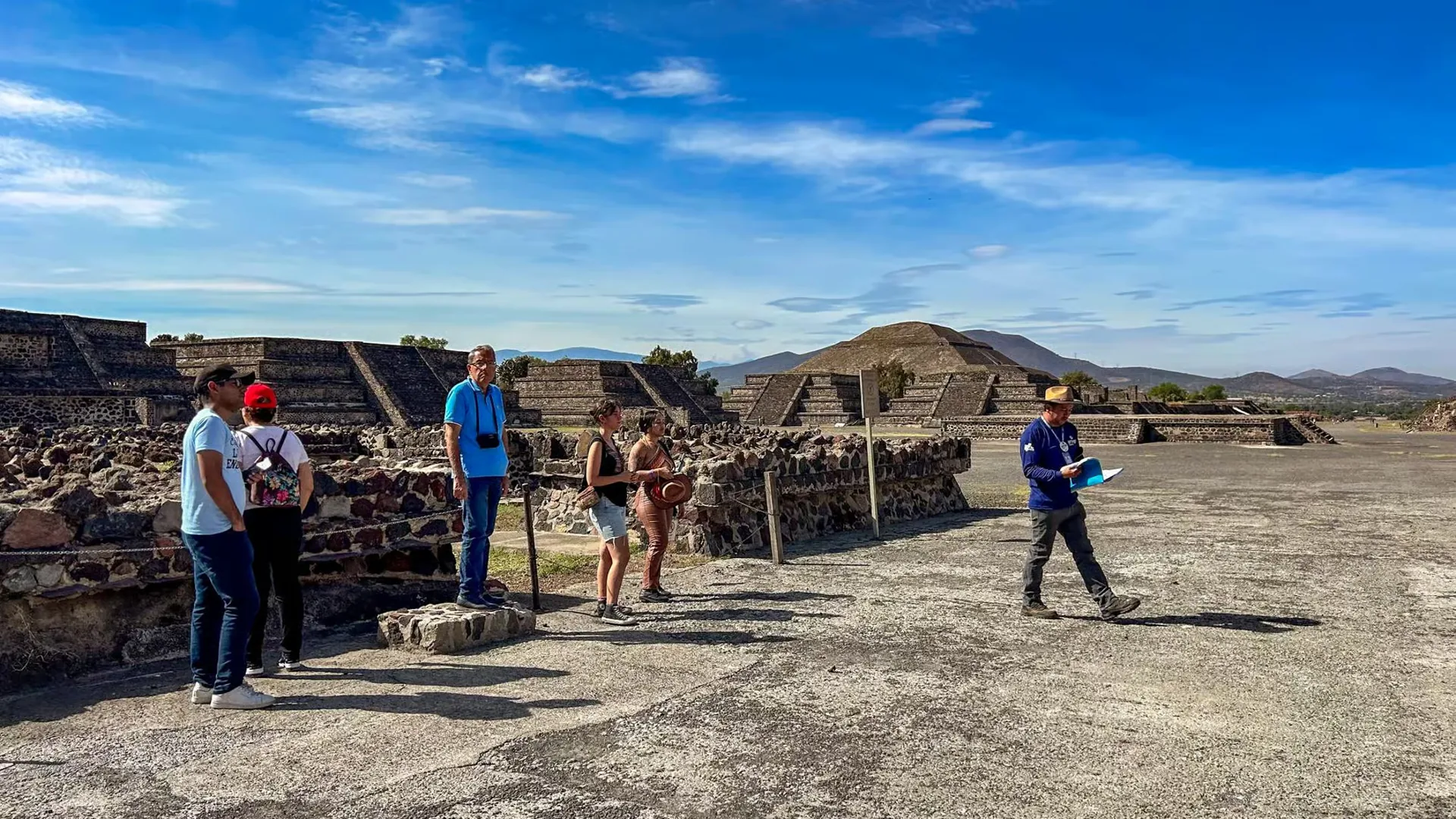 Teotihuacan und Guadalupe Tour ab Mexiko-Stadt mit Tlatelolco