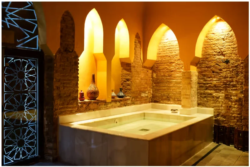 Hammam avec massage à Grenade pour une pause aux Baños de Elvira