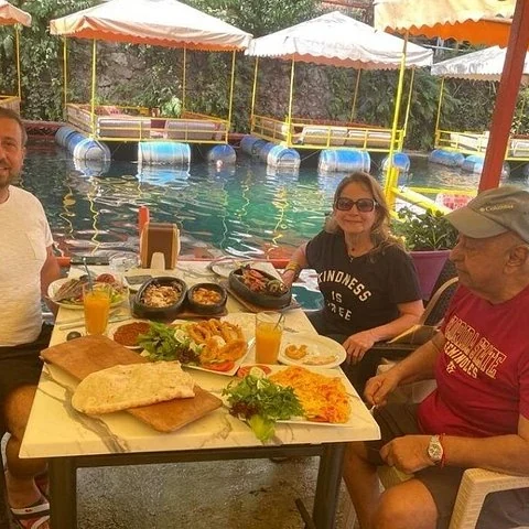 Parcourez Istanbul à votre rythme en transport privé