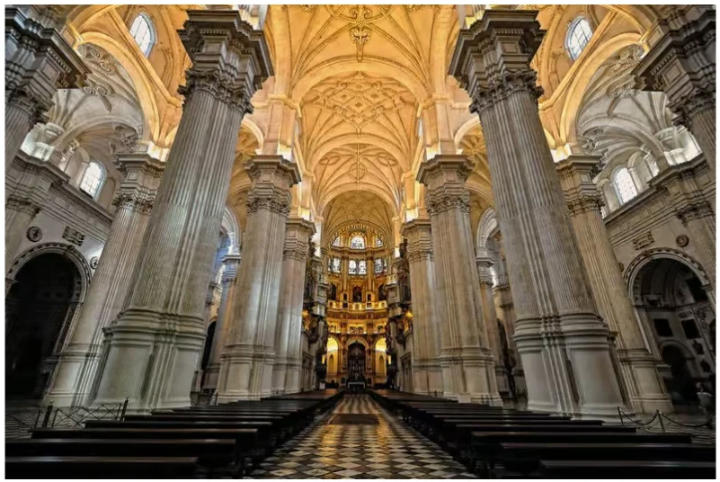 Visite guidée Cathédrale de Grenade et Chapelle royale : faut-il réserver ?