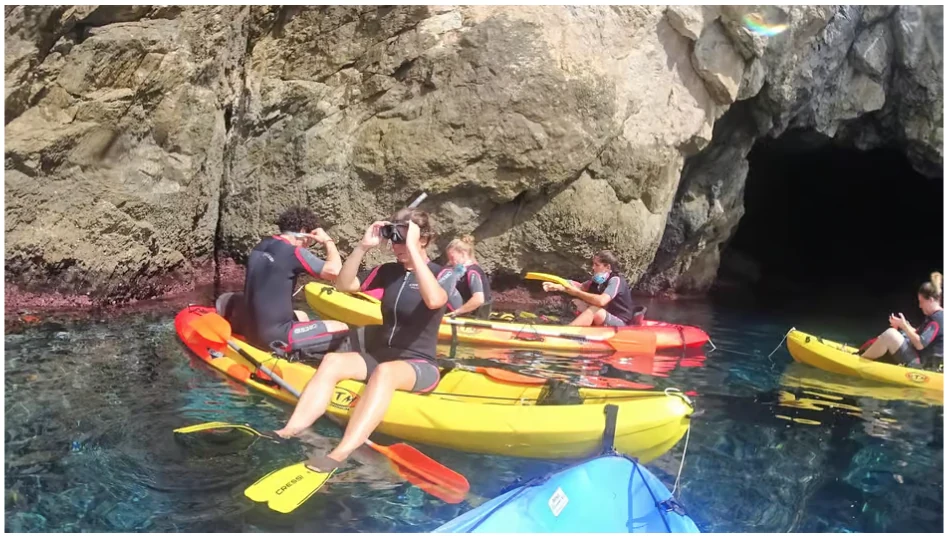 Kayak et snorkeling à La Herradura autour de Cerro Gordo : guide