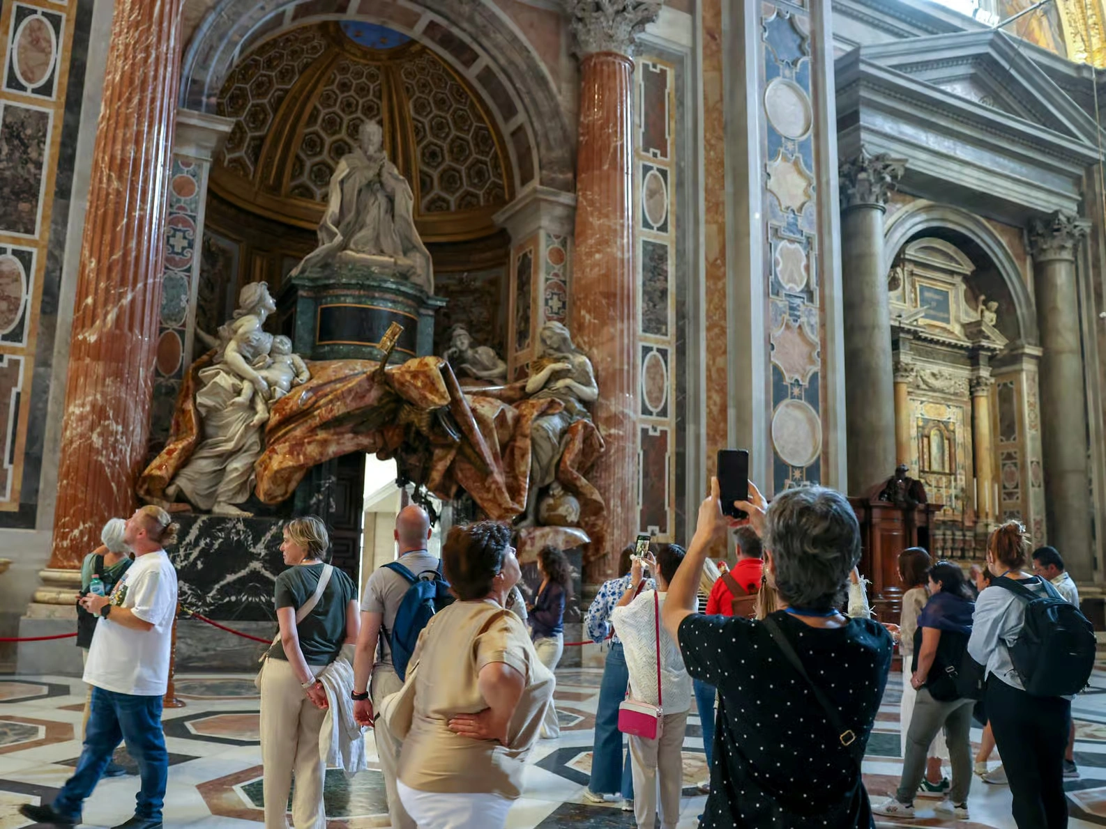 Tour guiado Basílica de San Pedro Roma, La Piedad y tumbas papales