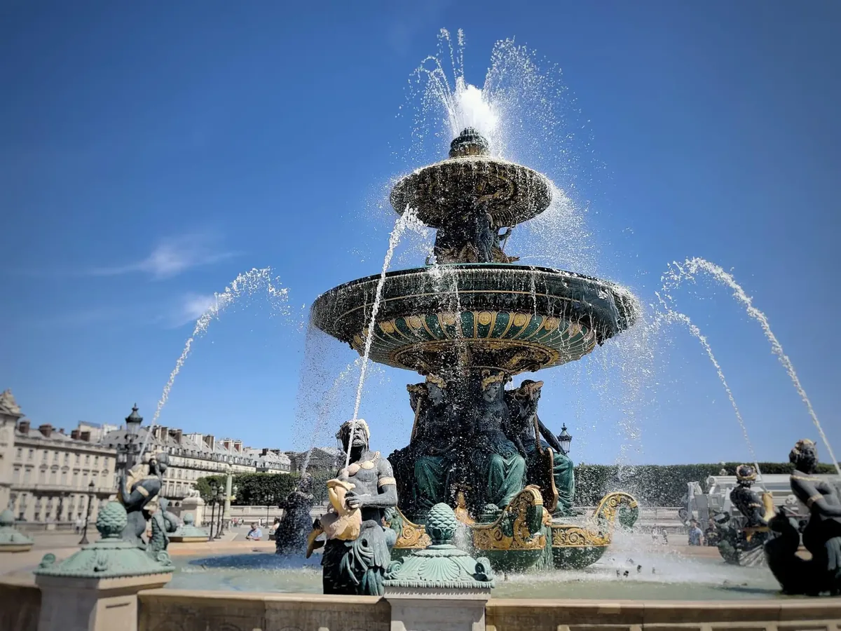 Visite à pied des Champs-Élysées et de l’Arc de Triomphe