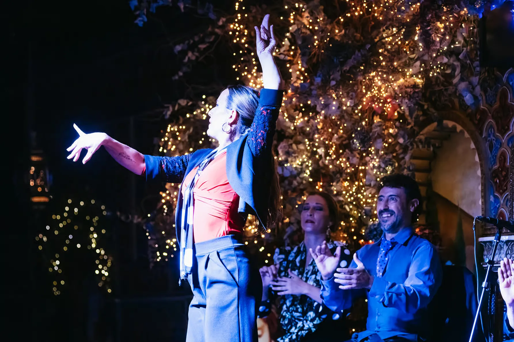 Espectáculo flamenco en Torres Bermejas Madrid con comida o bebida