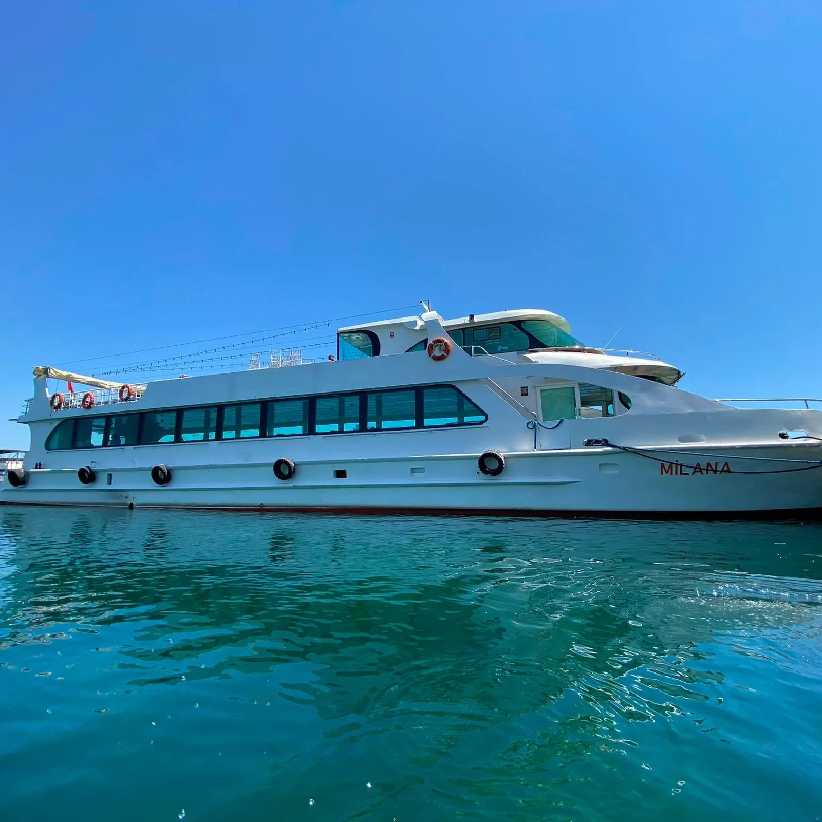 Sivriada Bootsausflug ab Istanbul mit Baden, Schnorcheln und Mittagessen