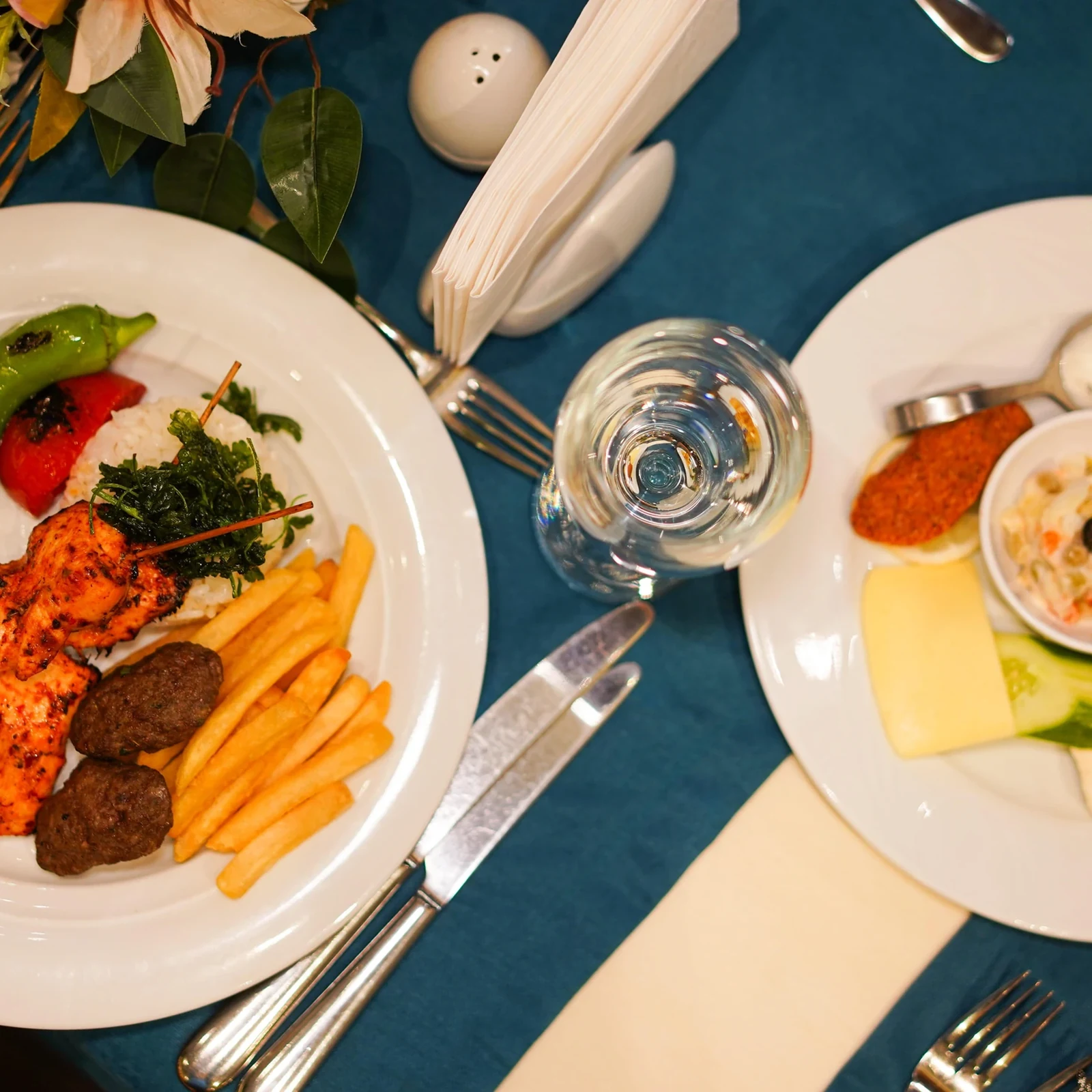 Croisière avec dîner sur le Bosphore à Istanbul et spectacle turc