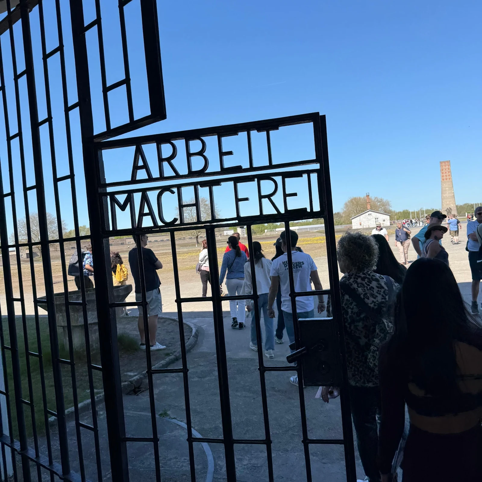 Sachsenhausen und Potsdam mit Transfer ab Berlin besuchen