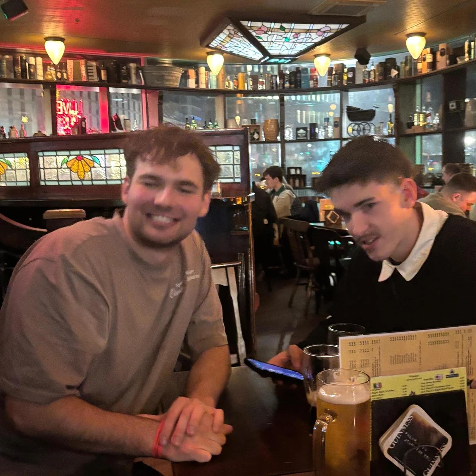 Pub Crawl in Berlin mit Shots und VIP-Club-Eintritt