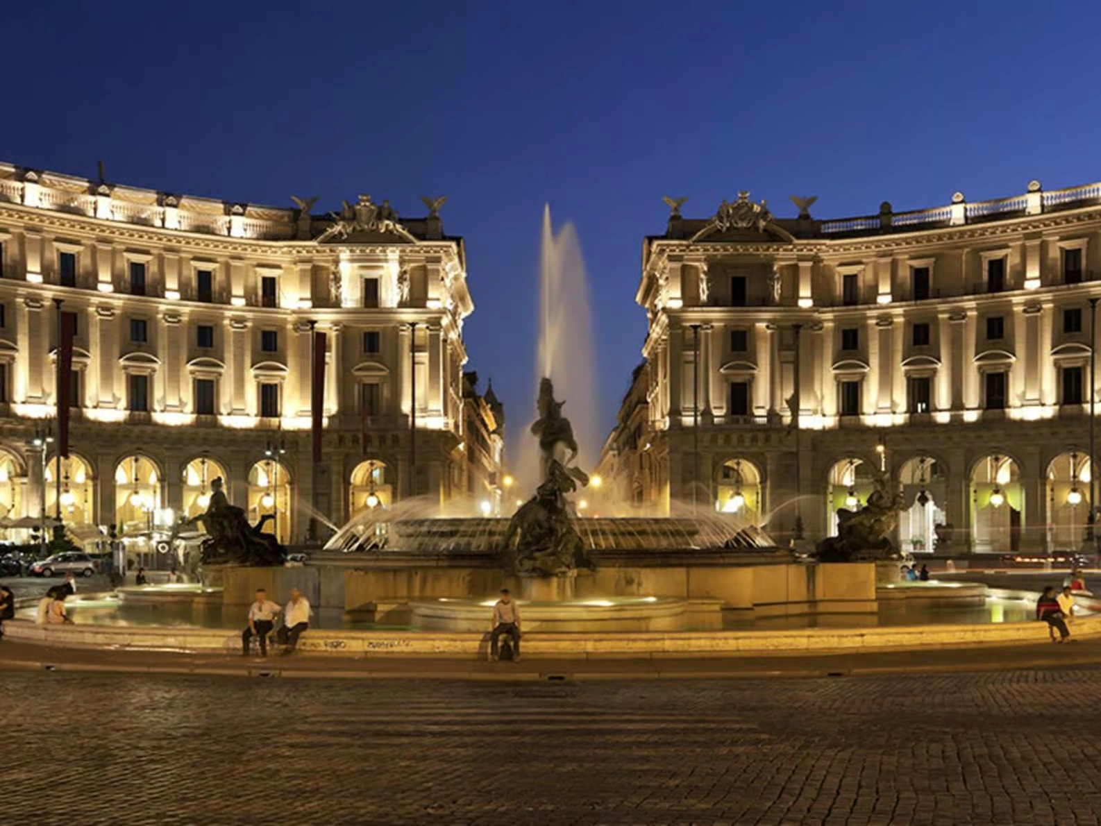 Visite nocturne de Rome en bus découvert