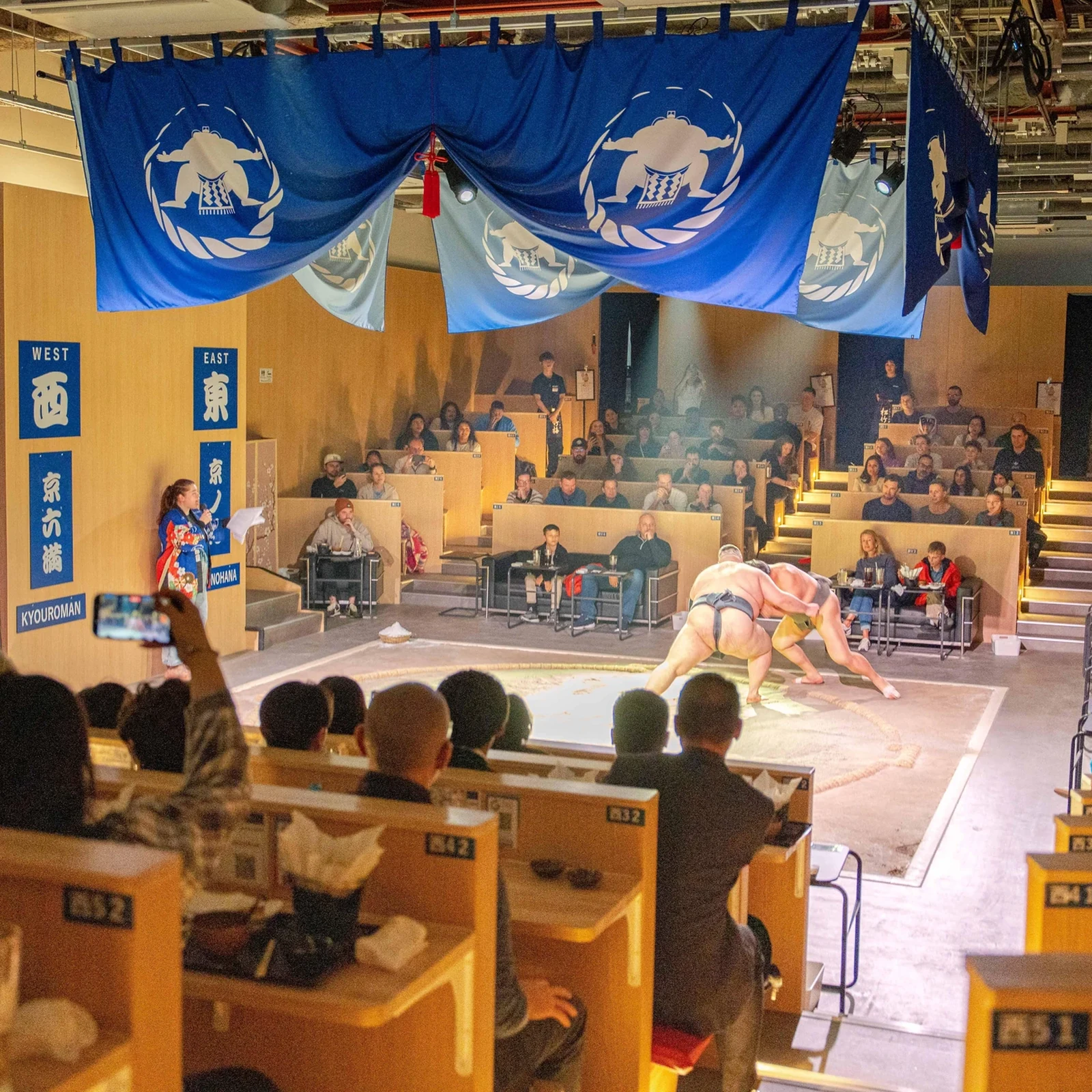 Show de sumo en Kioto con cena, bebidas y geisha