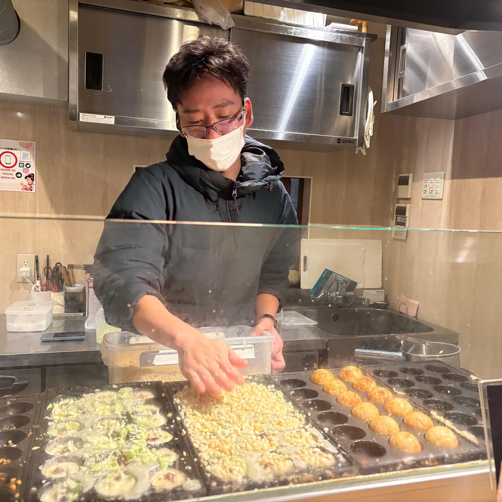 Tour gastronómico por Gion en Kioto entre sabores locales y cultura geisha
