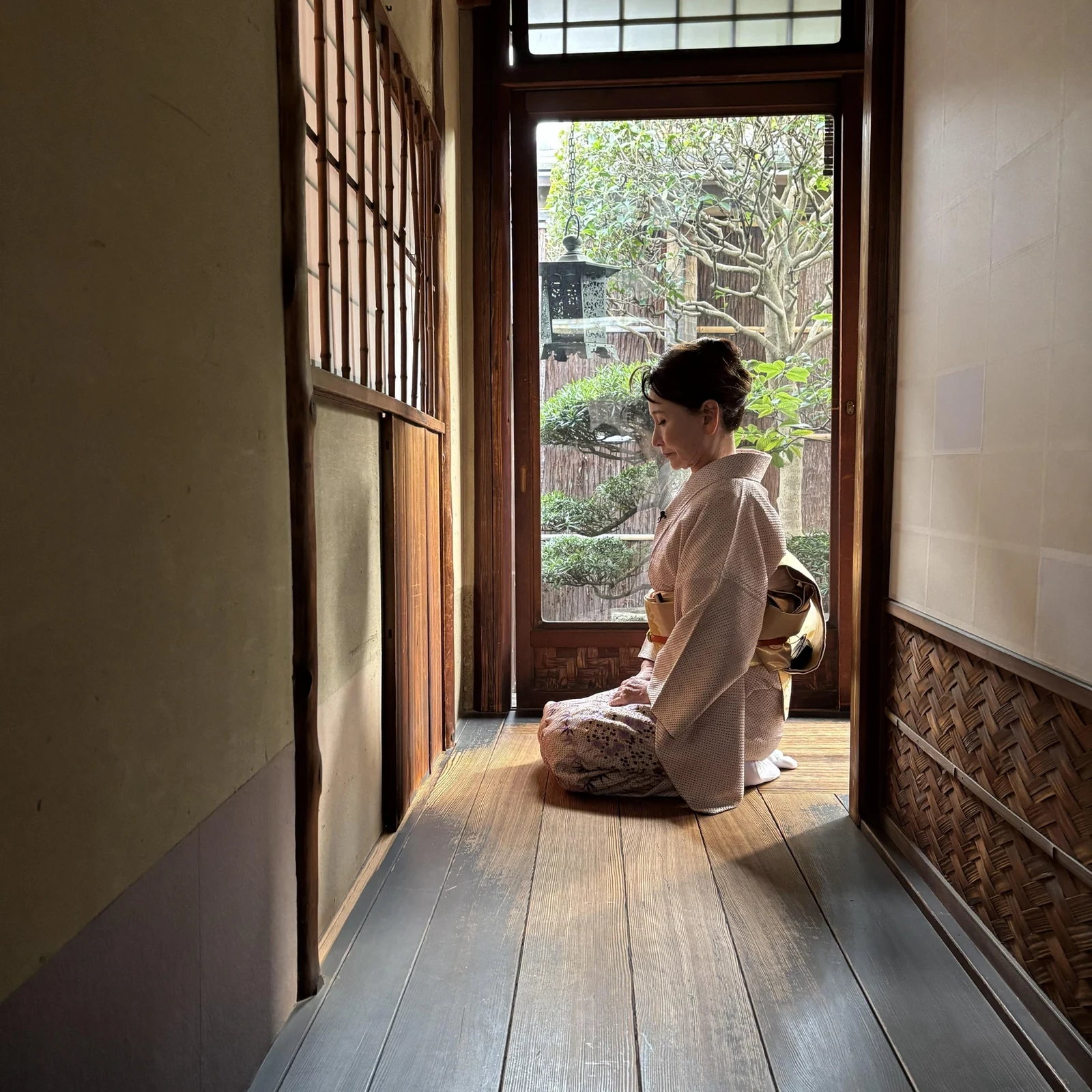 Cérémonie du thé à Kyoto dans une machiya historique