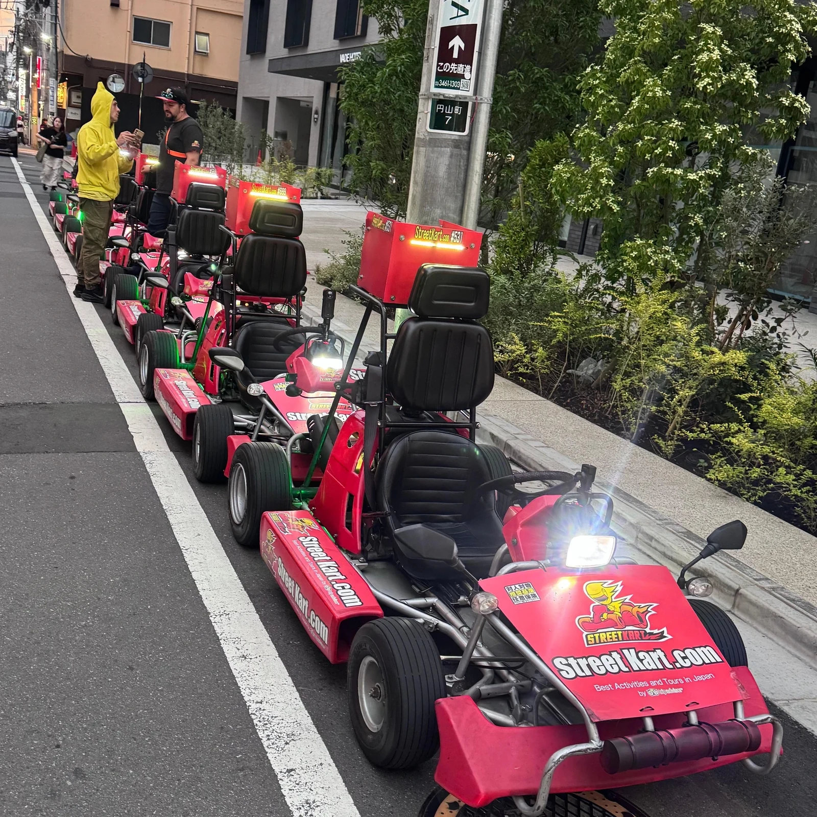 Street Kart in Shibuya Tokio über die Shibuya Crossing