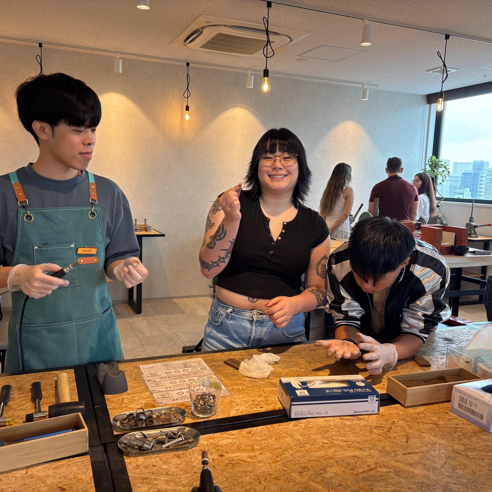 Atelier de bagues vintage à Asakusa, Tokyo