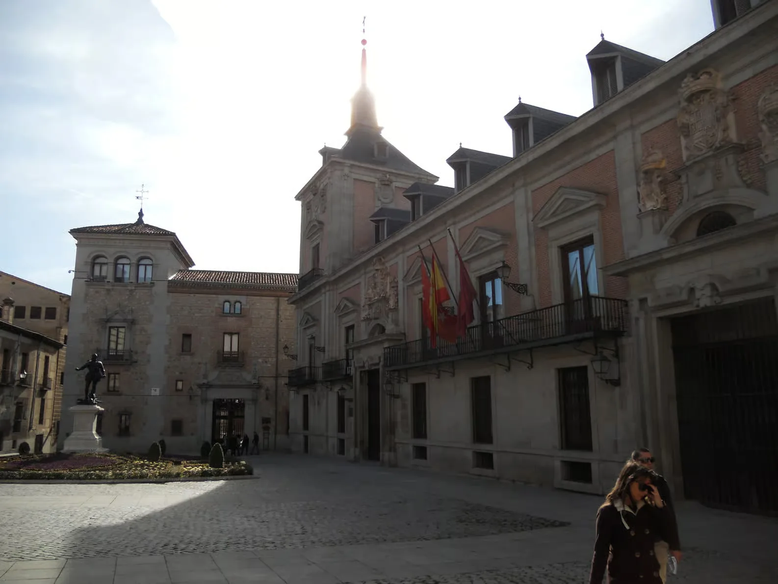 Descubre el Madrid histórico con guía en alemán