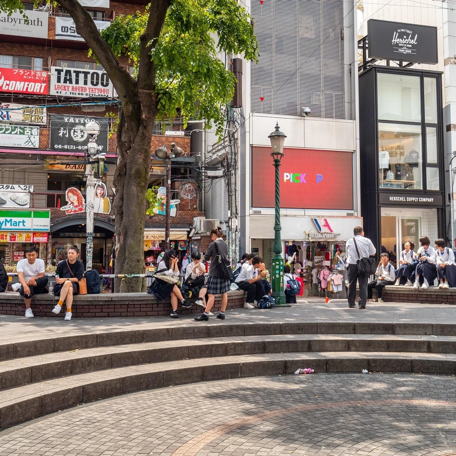 Private Osaka-Tour auf Spanisch: Dotonbori und Kuromon-Markt