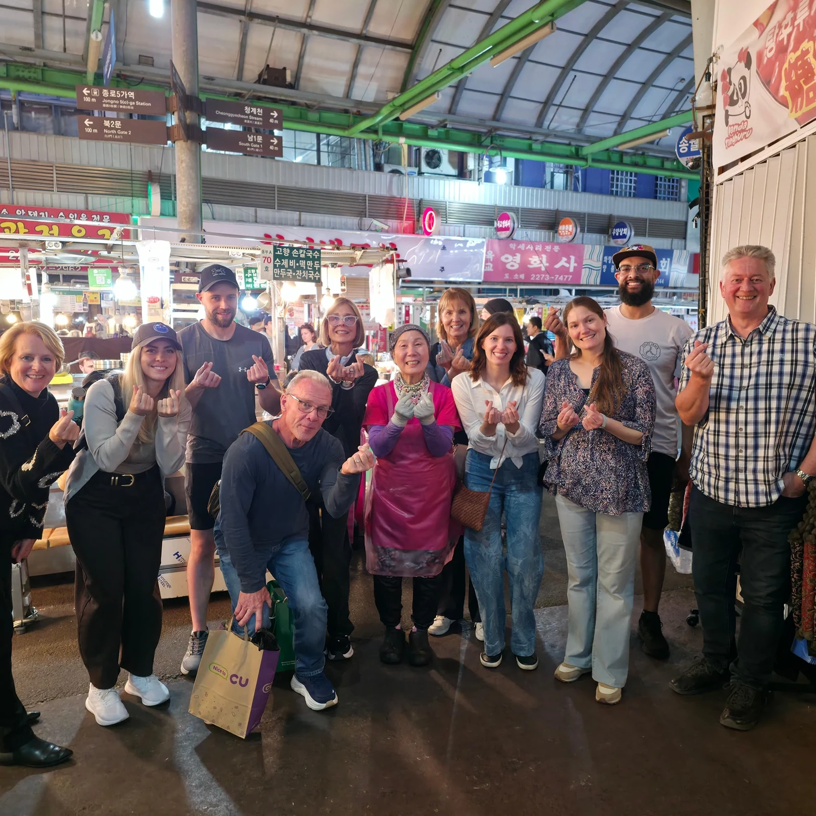 Tour gastronómico por el mercado de Gwangjang en Seúl