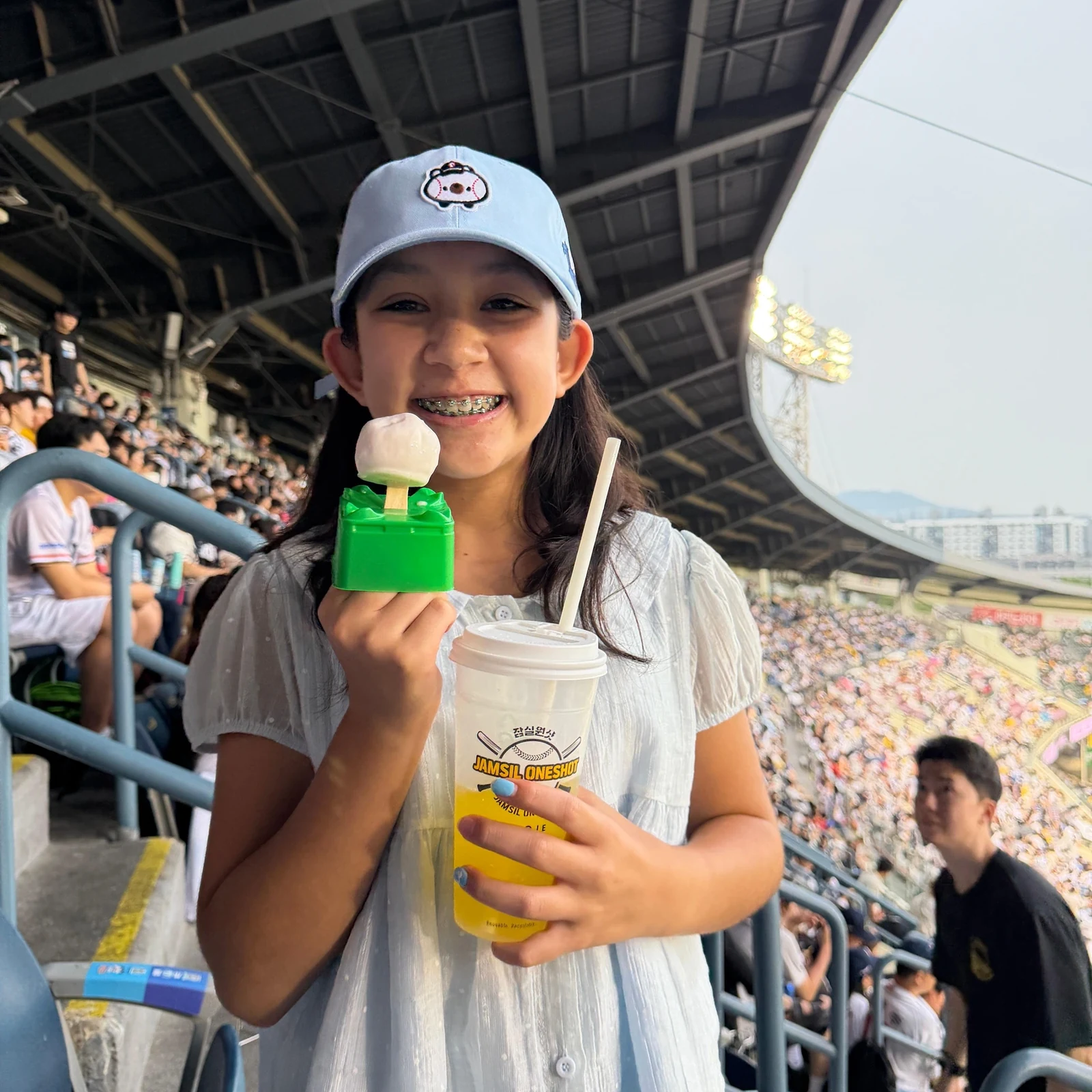 Partido de béisbol en Jamsil con cena y ambiente coreano