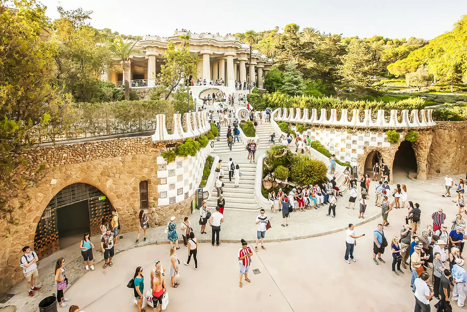 Entrada al Park Güell para descubrir la Barcelona de Gaudí a tu ritmo