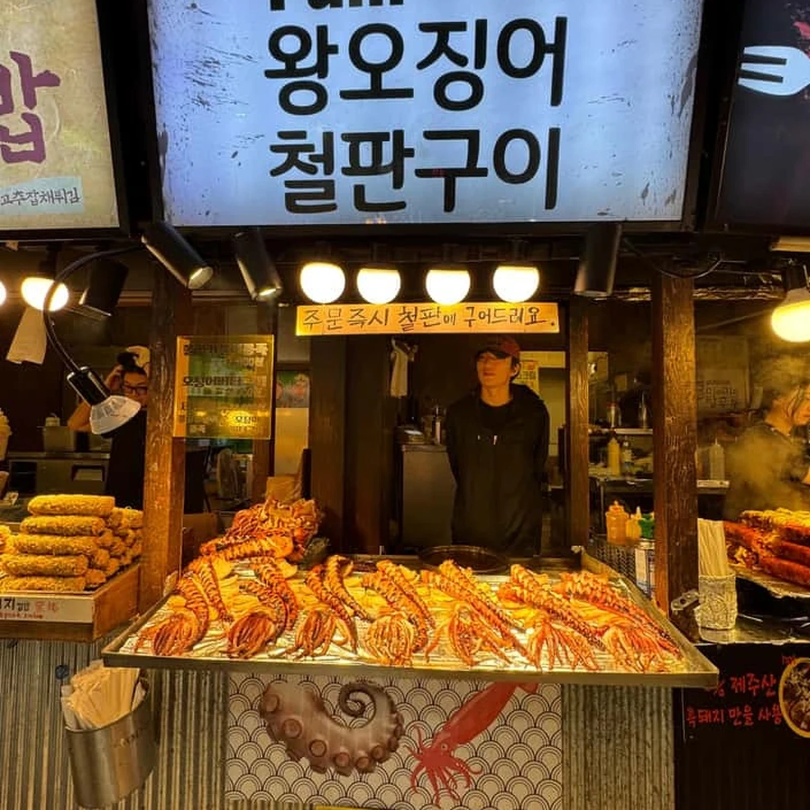 Visite à pied de la ville de Jeju entre histoire, hanbok et marché local
