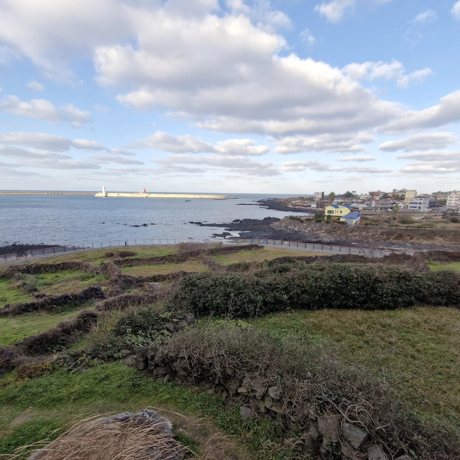 Visite historique de l’Incident du 4.3 à Jeju : mémoire, culture et littoral