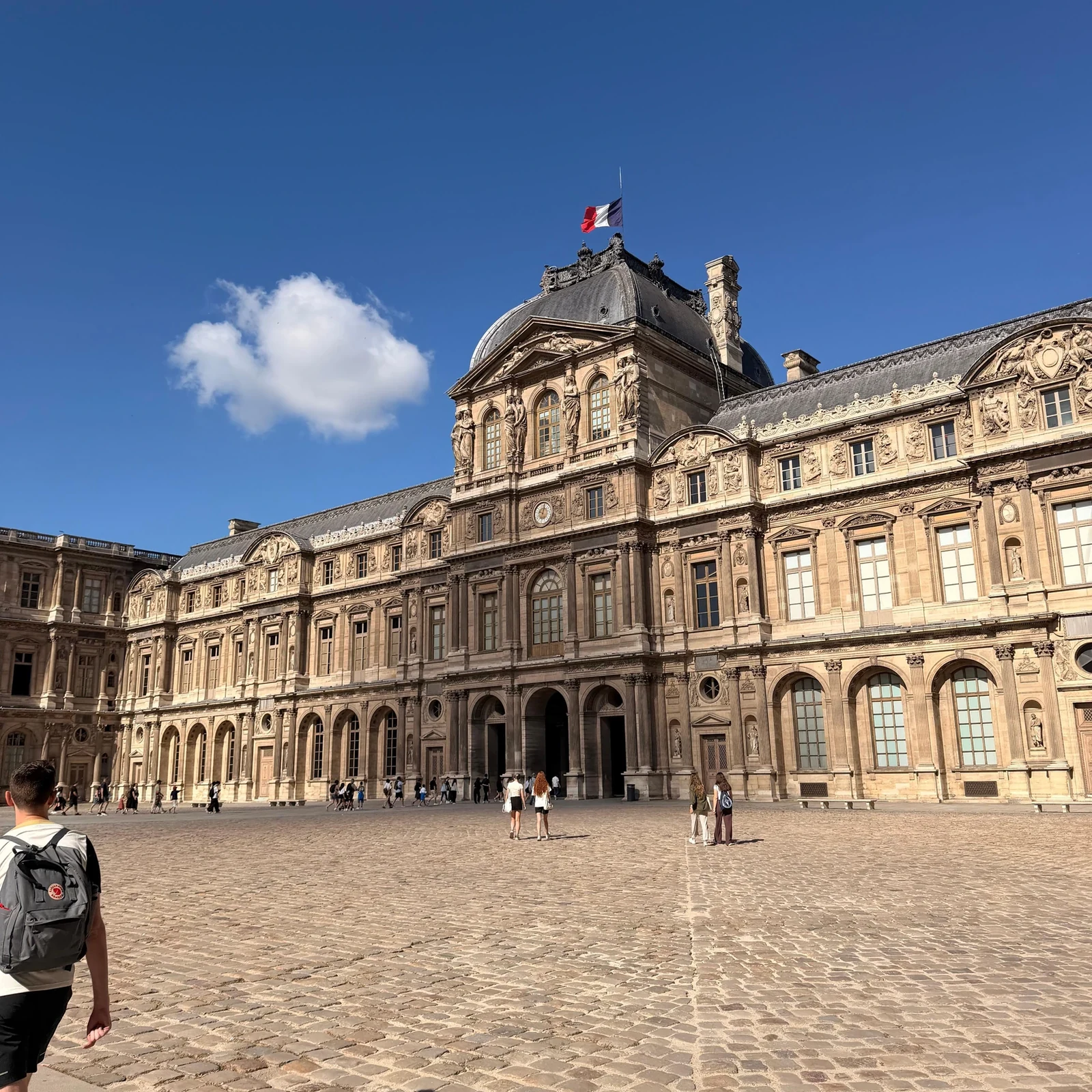 Geführte Louvre-Tour mit bevorzugtem Einlass