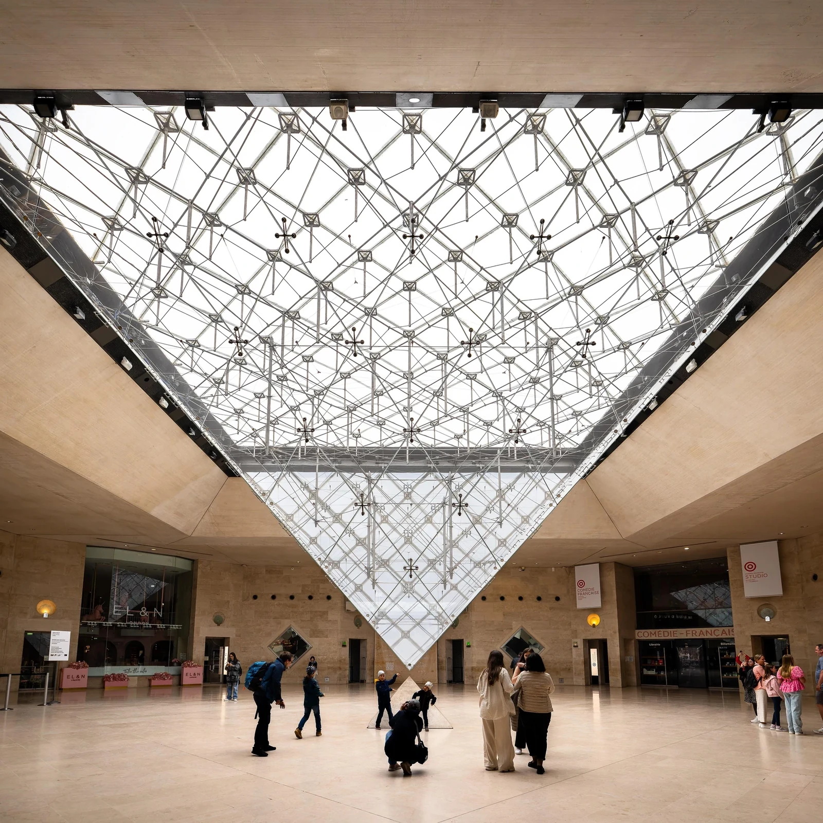 Visite de la Joconde et des chefs-d’œuvre du Louvre avec accès réservé