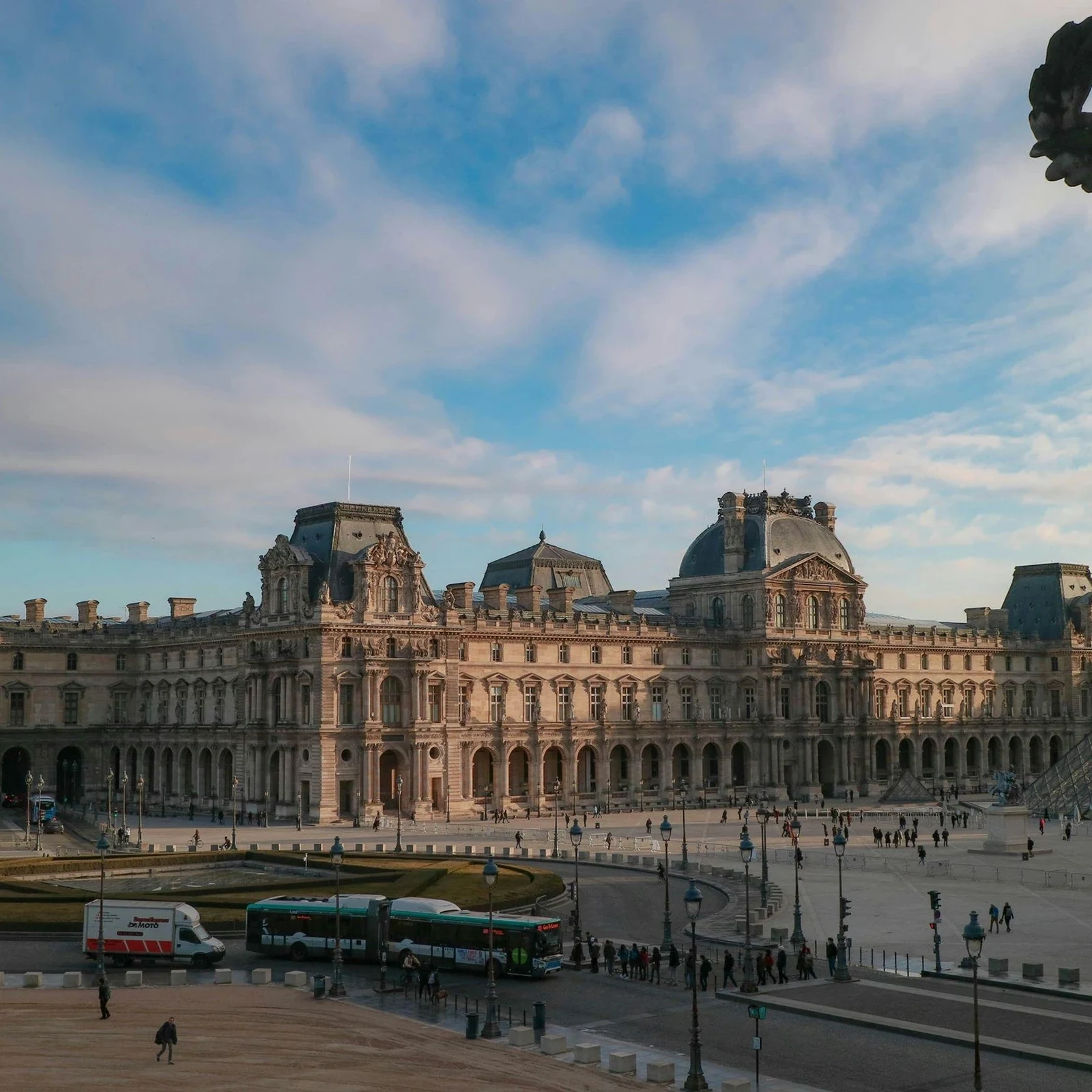 Visite guidée du Louvre avec entrée réservée et guide agréé