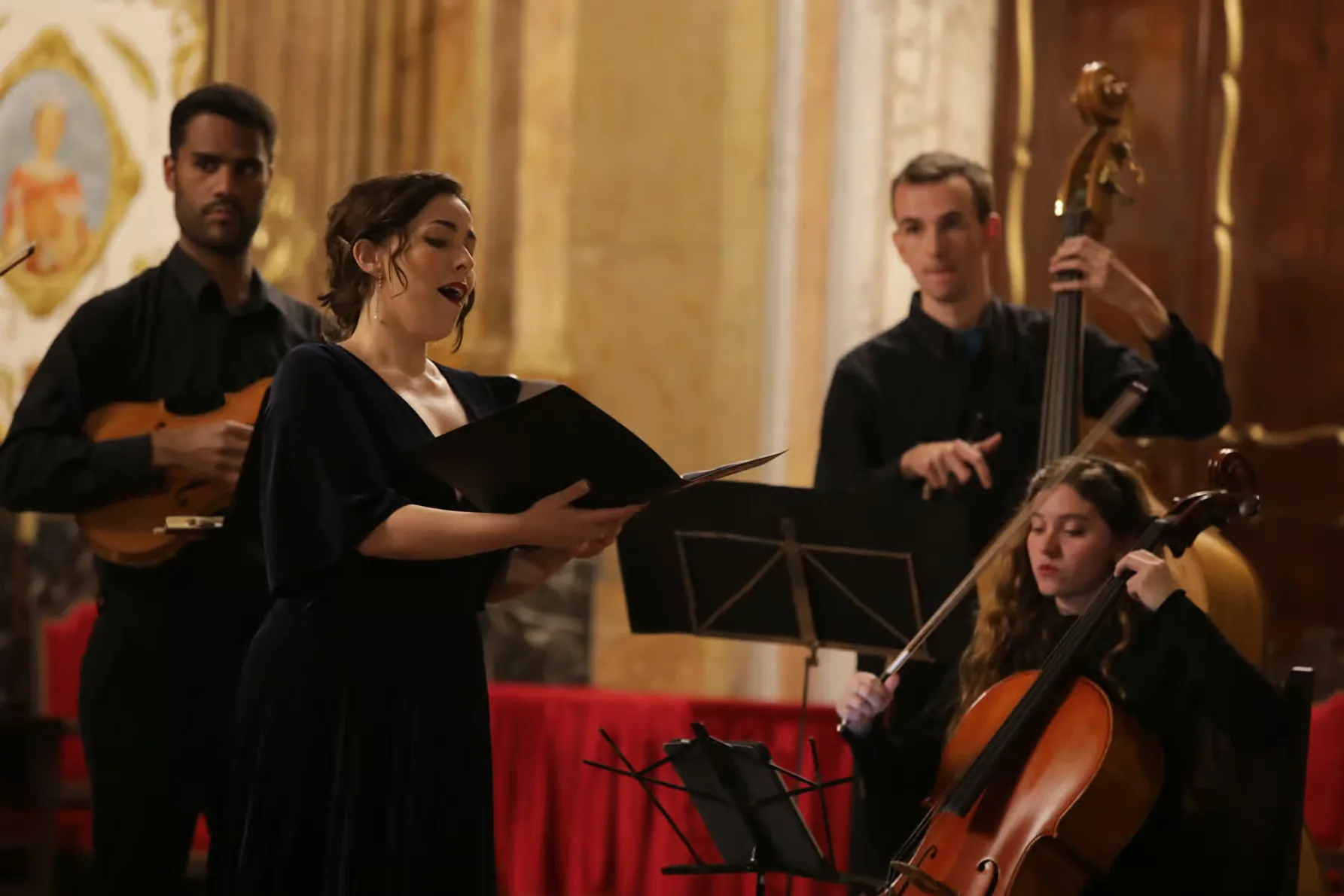 Vive Las cuatro estaciones de Vivaldi en una basílica barroca de Barcelona