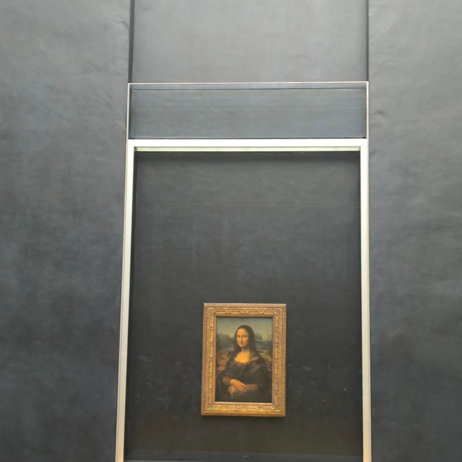 Louvre Museum and Mona Lisa Guided Tour with Reserved Entry