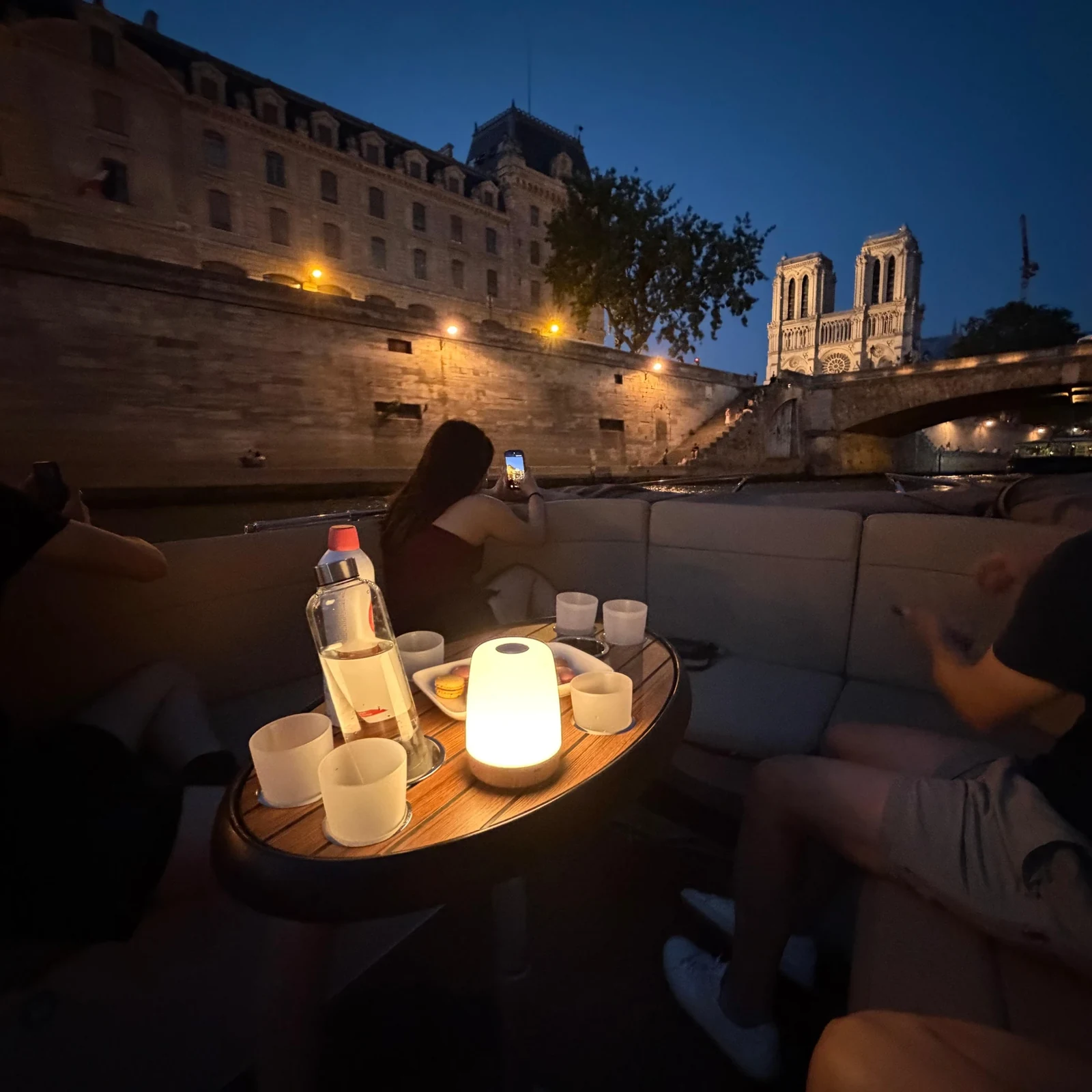 Private Seine cruise on a small boat reserved for your group